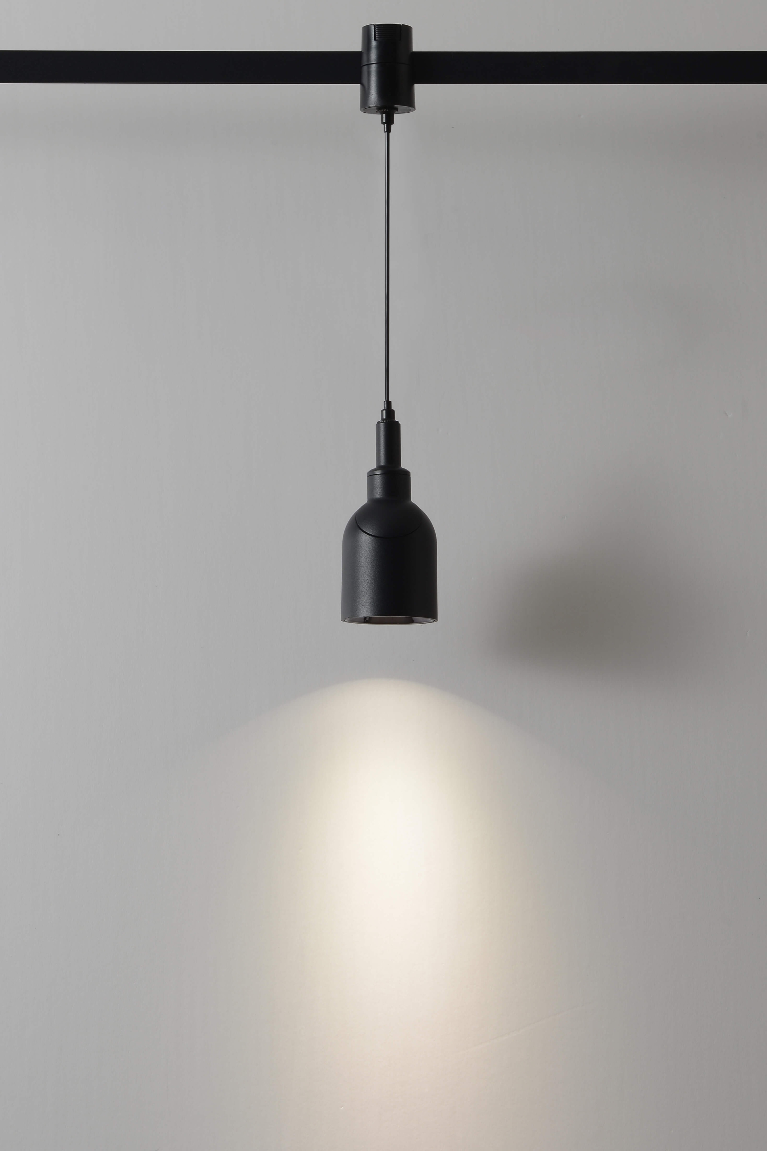 CLT 0.37 005 7W BL SMART