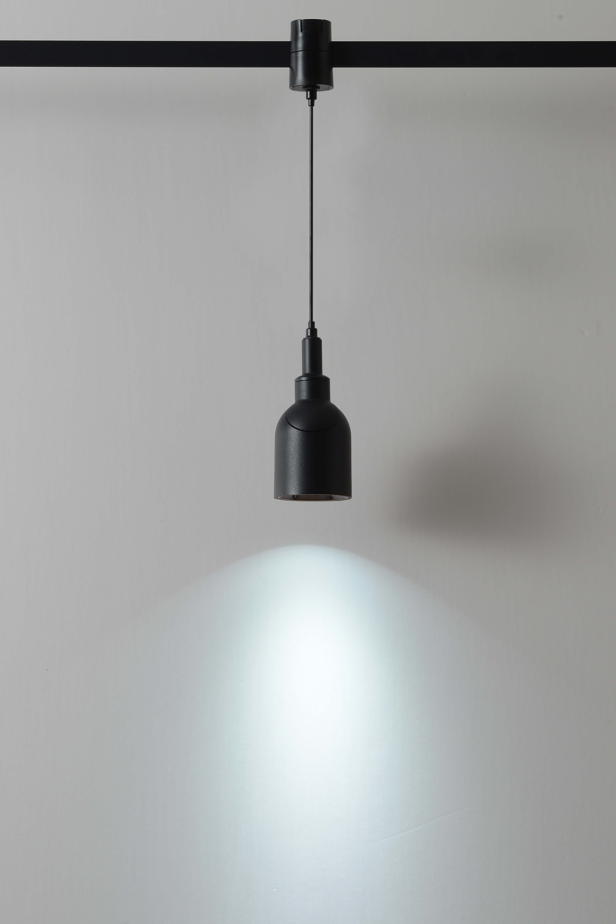 CLT 0.37 005 7W BL SMART