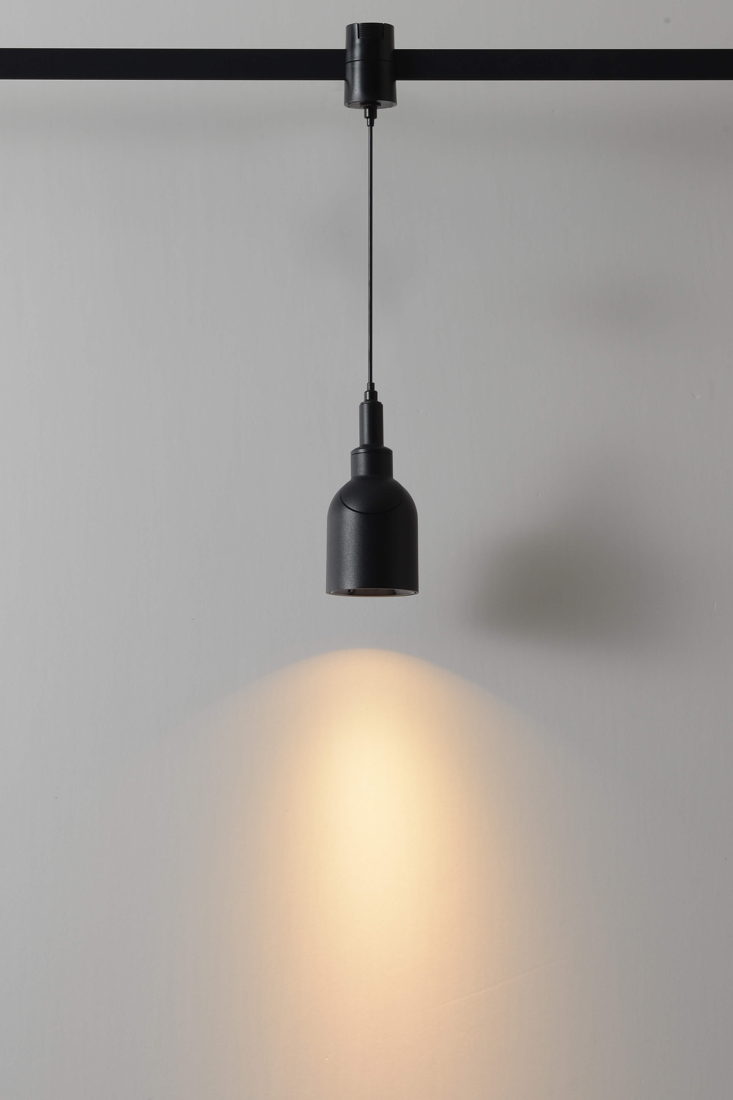 CLT 0.37 005 7W BL SMART