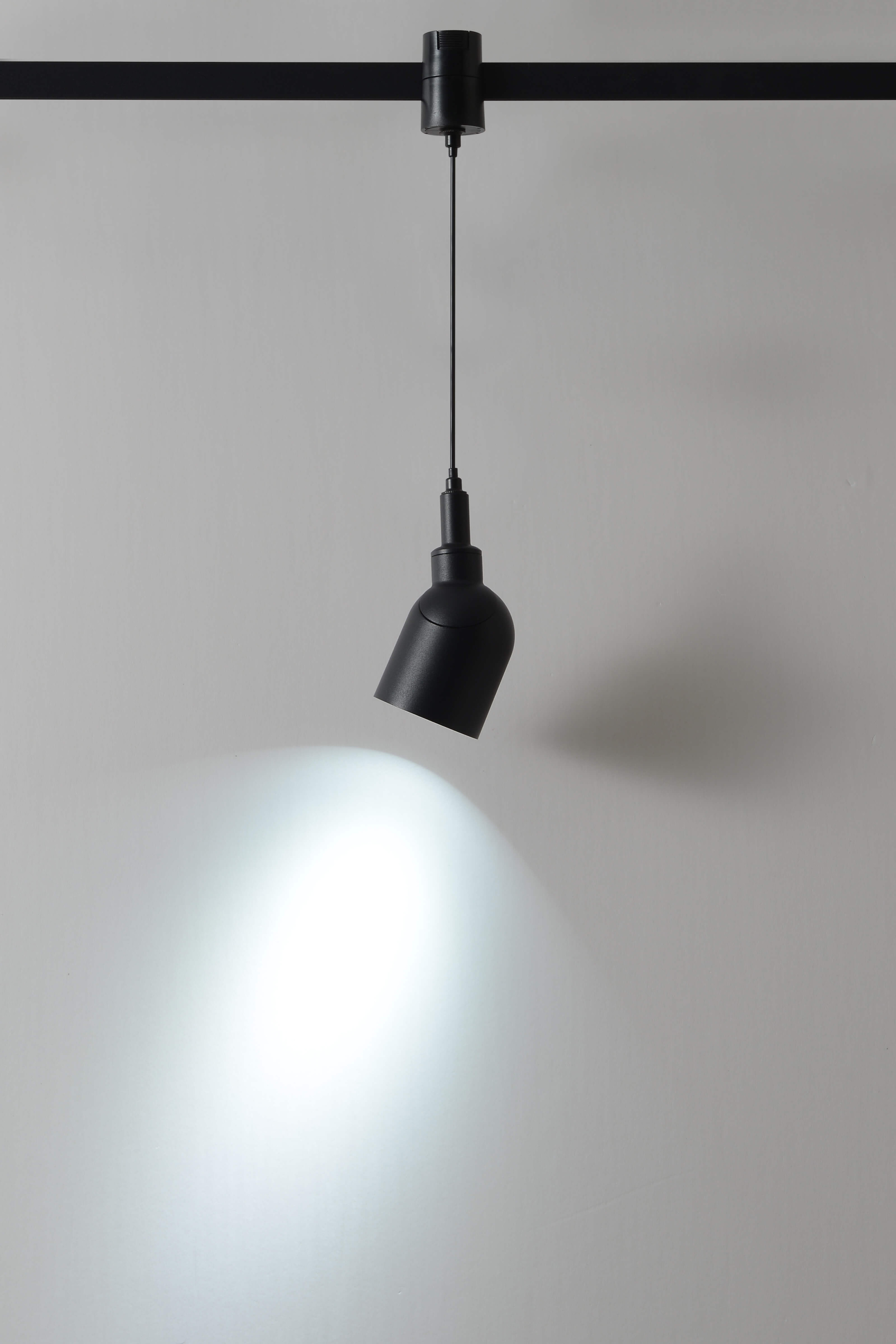 CLT 0.37 005 7W BL SMART