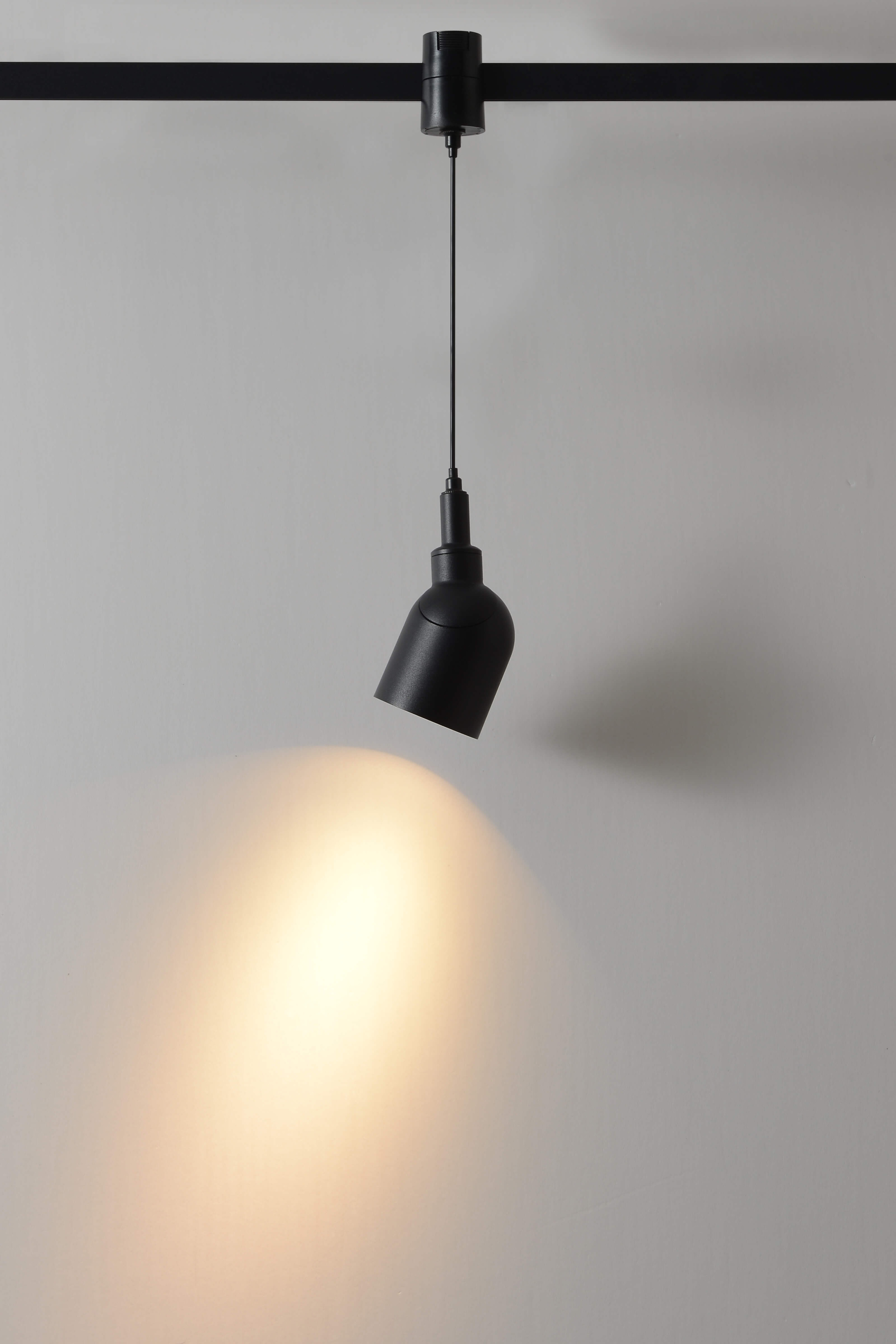 CLT 0.37 005 7W BL SMART